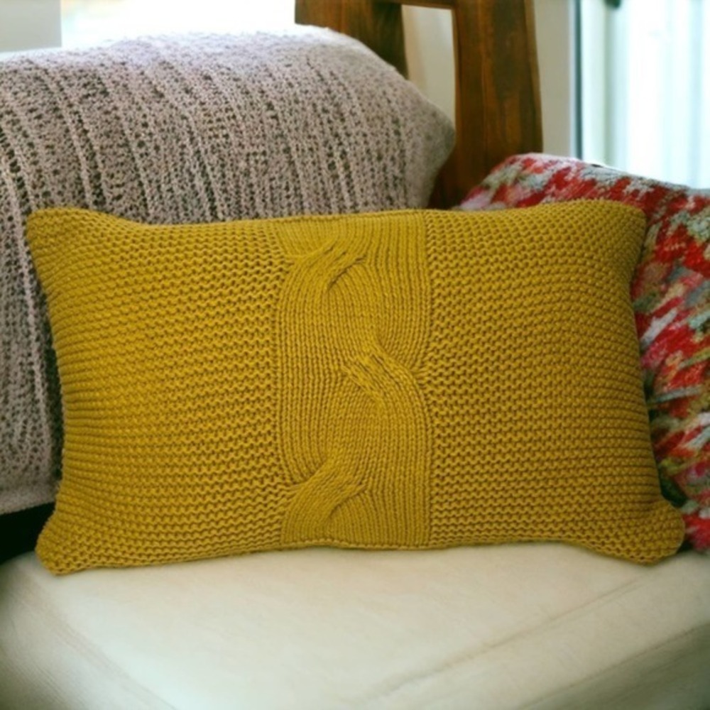 Celerie by Celerie Kemble‎ Cable Knit Seeater Decorative Pillow